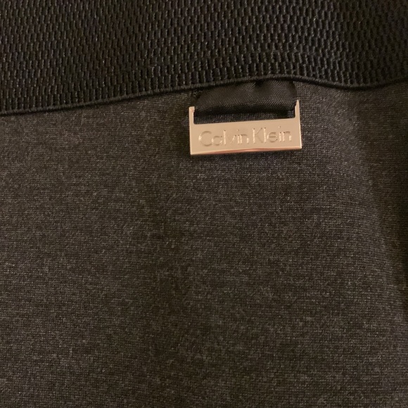 ✨Vintage Calvin Klein Skirt like new X small - Picture 3 of 6